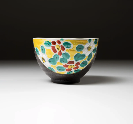 Kutani ware Large Rice Bowl – Camellia Flower